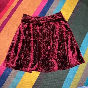 Forever 21 maroon velvet skirts Size Small
